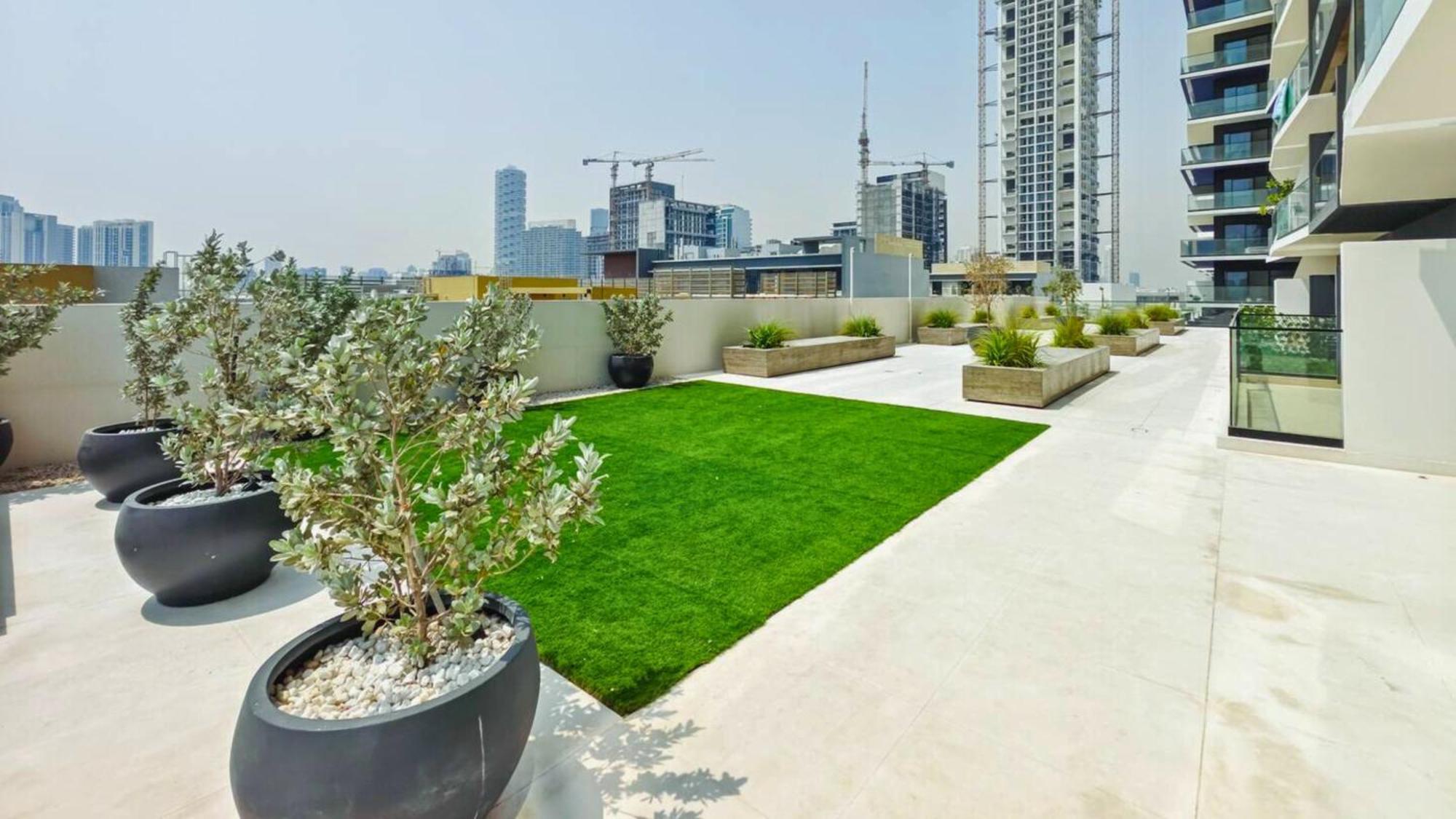 Trps - Binghatti Heights, Jumeirah Village Circle - 2br Trendy With Complete Range Of Amenities Apartment